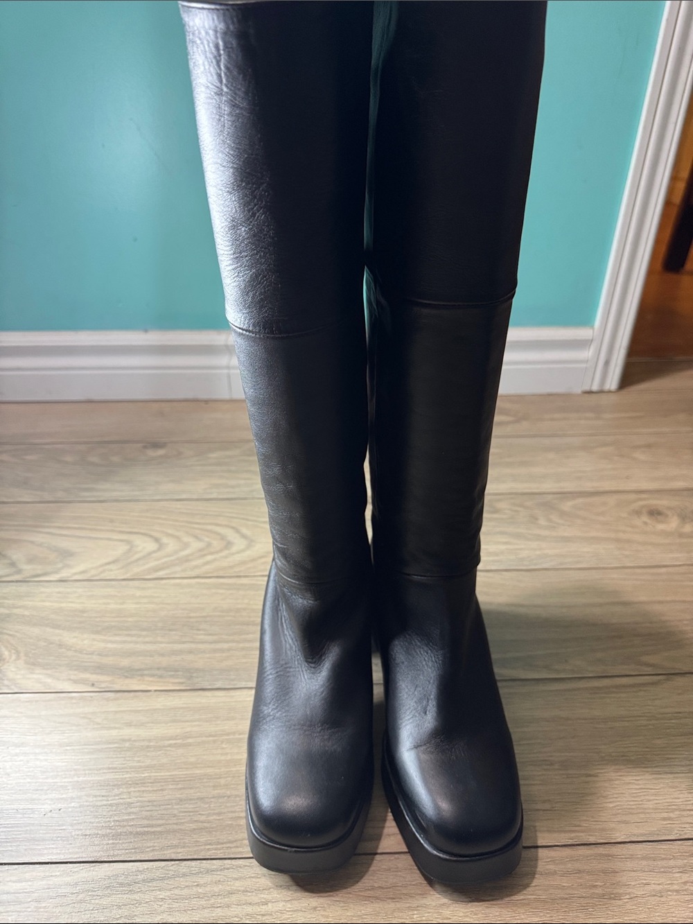 L’intervalle platform Black Leather Knee-High Boots - Picture 2 of 12